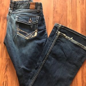 BKE Buckle Sabrina stretch boot cut jeans